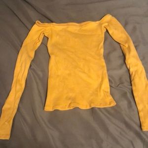 Off the shoulder holister too